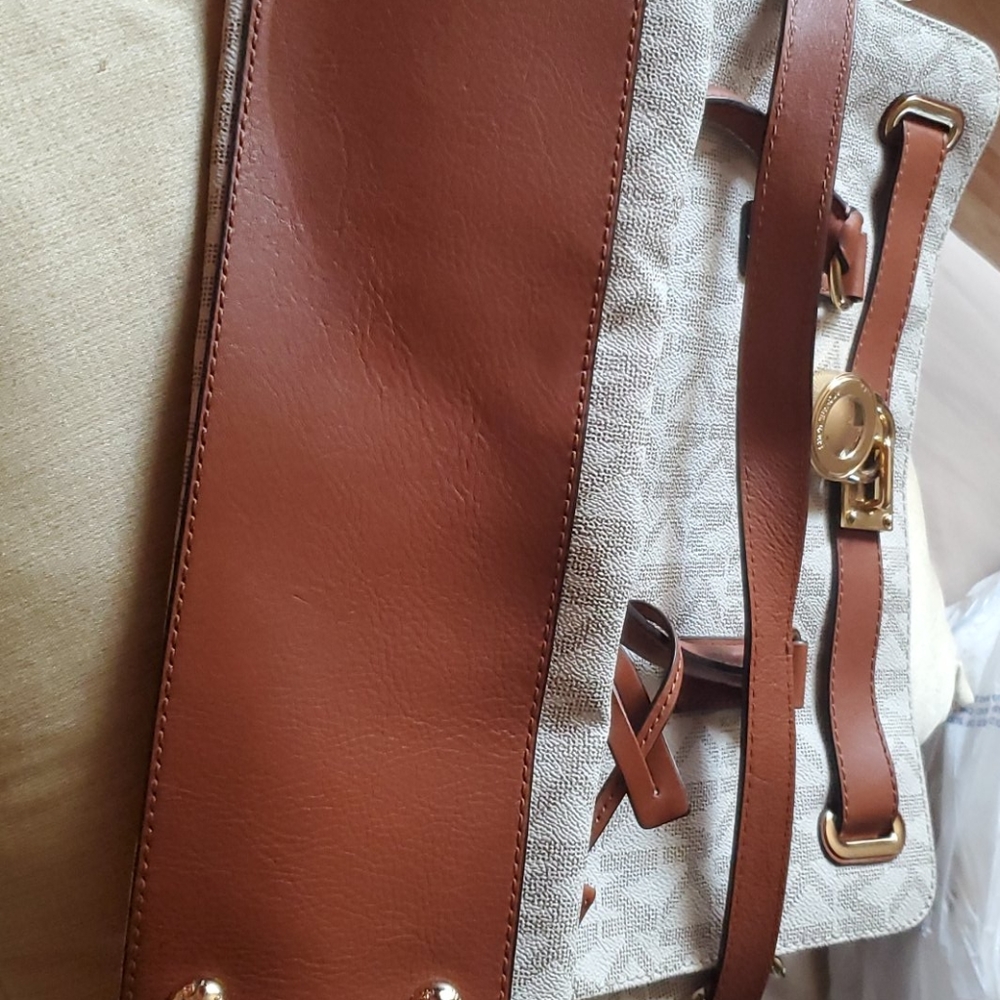 New Bag - Picture 3 of 6